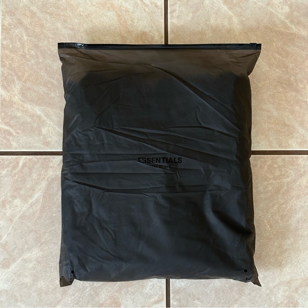 Fear of God Essentials Hoodie Pullover Stretch Limo - Picture 10 of 11